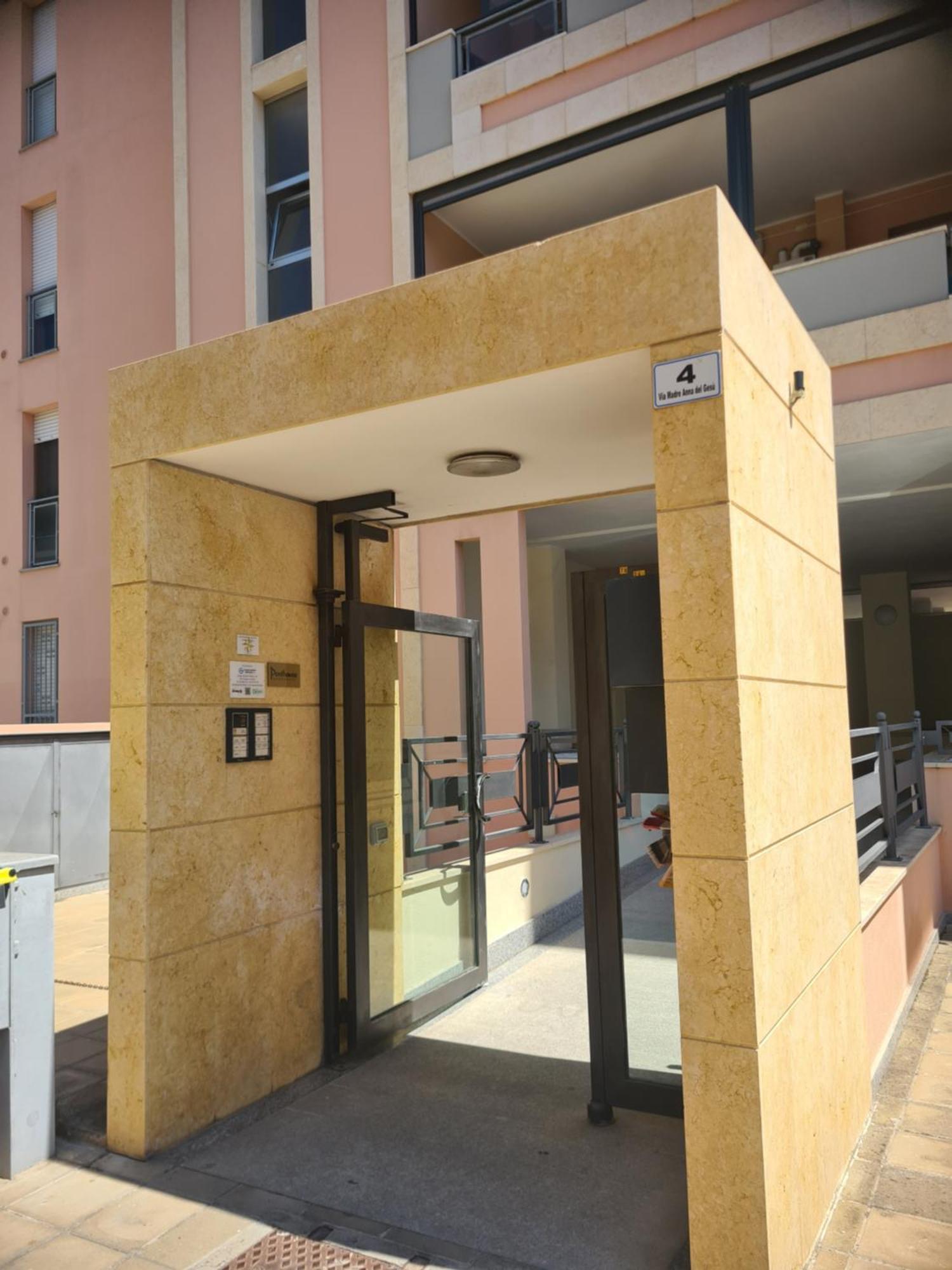 Penthouse Genneruxi Cagliari